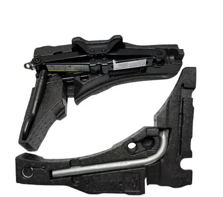 Volkswagen Golf VII Tool set 5G0012115AF