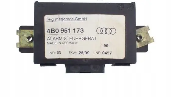 Audi A4 S4 B5 8D Alarm control unit/module 4B0951173