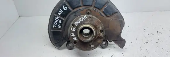 Volkswagen Touran II Front wheel hub