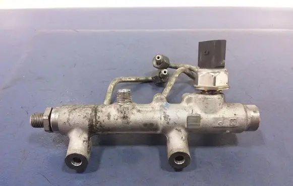 Audi A7 S7 4G Fuel main line pipe
