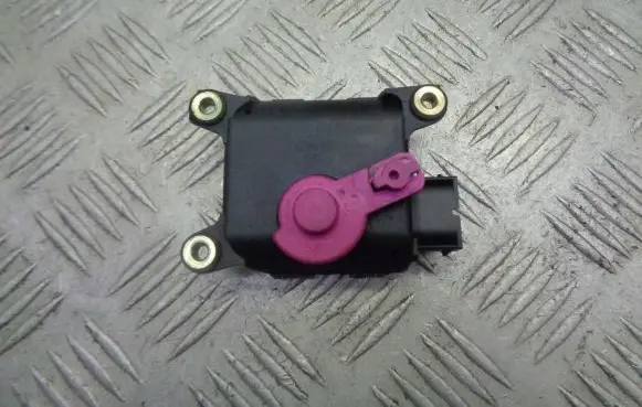 Skoda Octavia Mk1 (1U) A/C air flow flap actuator/motor 1J1907511C