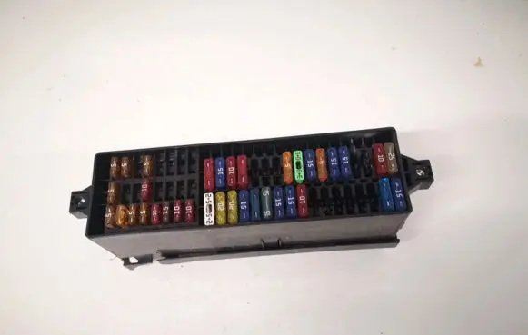 Skoda Fabia Mk2 (5J) Fuse box set 63593576