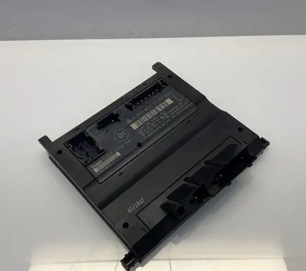 Mercedes-Benz S W221 Seat control module A2218702386 A2214421511 A2218708586