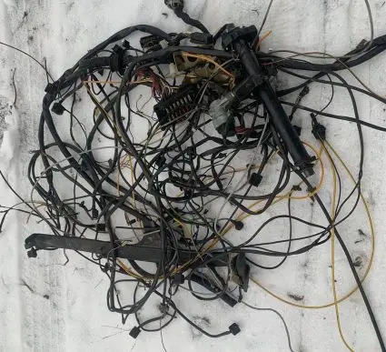 Mercedes-Benz W123 Engine installation wiring loom