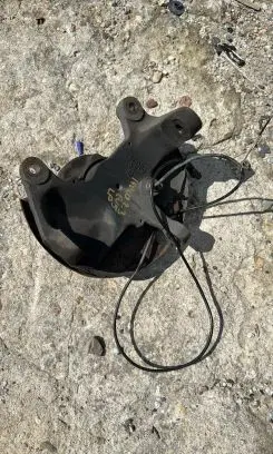 Iveco Daily 45 - 49.10 Front wheel hub spindle knuckle