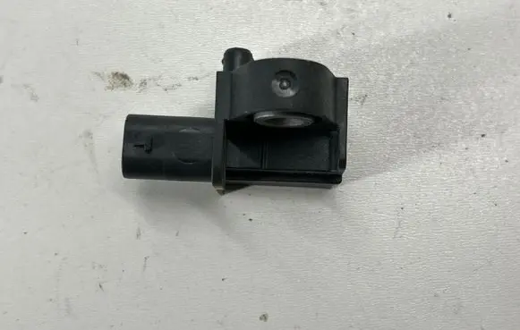 Jeep Compass Airbag deployment crash/impact sensor 68245079AA 53328371 020517