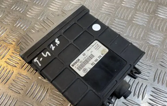Volkswagen Transporter - Caravelle T4 Engine control unit/module 021906256H 26SA4367 0261203970
