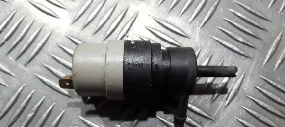Audi 80 90 S2 B4 Windscreen/windshield washer pump HP0431955651 HP0-431955651