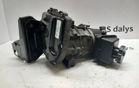 Mercedes-Benz ML W164 Power steering pump A1644601680 1644601680