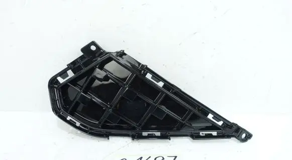 Hyundai Kona I Front bumper lower grill 865D4