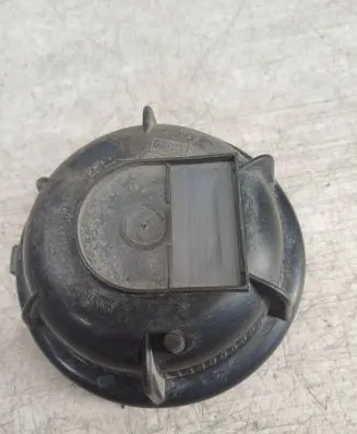 Headlight/headlamp dust cover