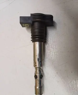 Seat Leon (1M) High voltage ignition coil 06A905115D 78251001