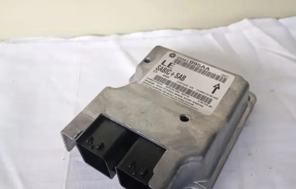 Chrysler 300 - 300C Airbag control unit/module 05081095AA 0285010385
