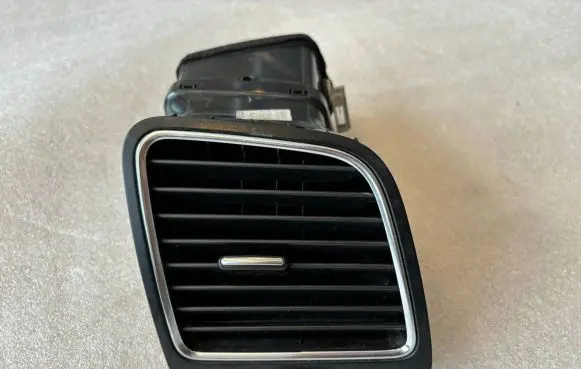 Volkswagen Sharan Dashboard side air vent grill/cover trim 7N0819704