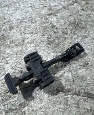BMW 1 F20 F21 Rear door check strap stopper 7311340