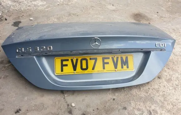 Mercedes-Benz CLS C219 Tailgate/trunk/boot lid