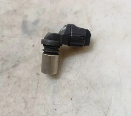 Volvo V70 Crankshaft position sensor 30713485