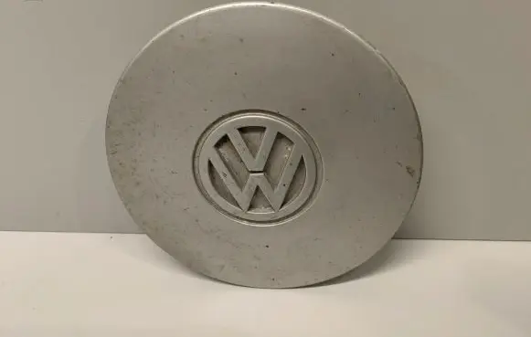 Volkswagen Golf III Original wheel cap 1H0601149H