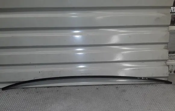 Audi A1 Roof trim bar molding cover 8X3853705a
