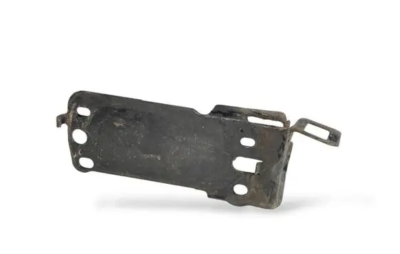 BMW 3 E90 E91 Radiator mount bracket 7117811 51647117811