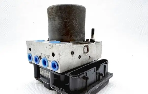 Iveco Daily 35.8 - 9 ABS Pump 504182314 0265233027 0265900344