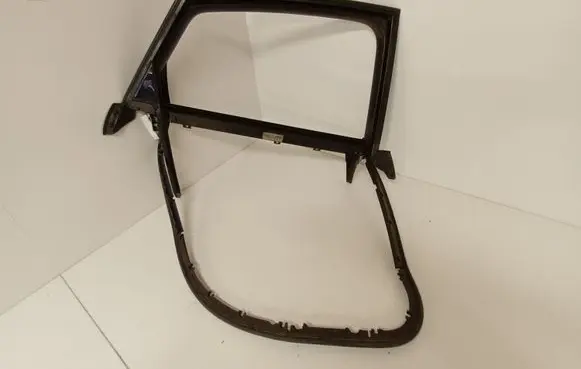 Audi A6 S6 C6 4F Rear door window/glass frame 