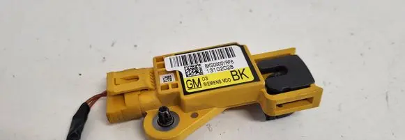 Opel Signum Airbag deployment crash/impact sensor 13102028 BKS0000YYF6