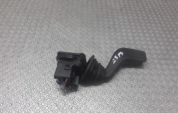 Opel Zafira A Wiper control stalk 090243395501392