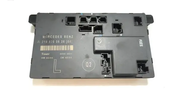 Mercedes-Benz CLS C219 Door control unit/module 2198200626 00005021