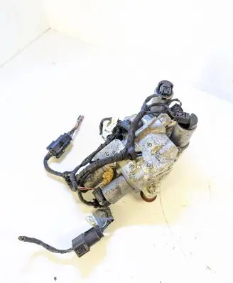 BMW 5 F10 F11 Air suspension compressor 6775258