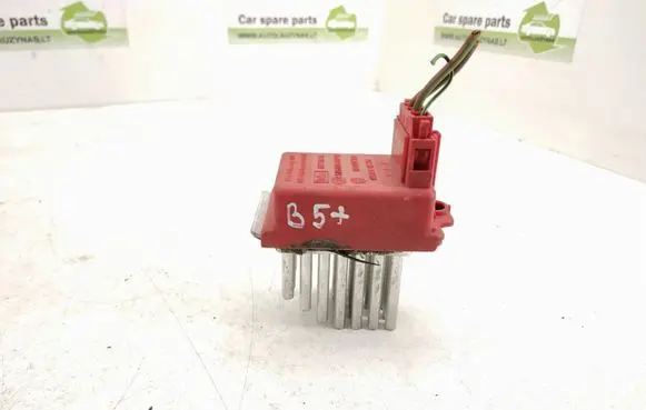 Volkswagen PASSAT B5.5 Heater blower fan relay 1J0907521 5DS006467-01