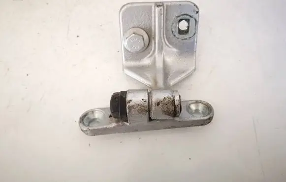 Mercedes-Benz C W203 Rear door lower hinge 