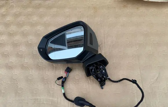Audi Q3 F3 Front door electric wing mirror 83A