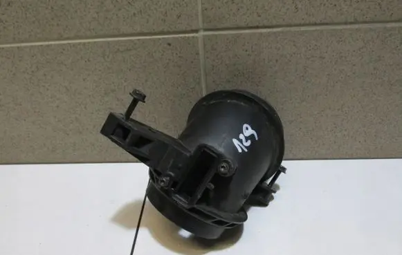 Ford Focus Intake resonator 