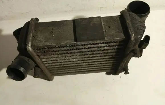 Audi A4 S4 B7 8E 8H Intercooler radiator 8E0145805P
