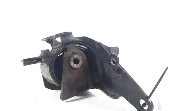 Toyota Corolla Verso AR10 Engine mount bracket 12372-0D120
