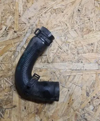BMW X3 G01 Engine coolant pipe/hose 8606278