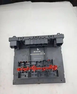 Volkswagen Golf V Comfort/convenience module 3C0937049AH F005V00660