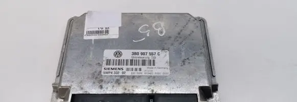 Volkswagen PASSAT B5 Engine control unit/module 3B0907557C 5WP433202