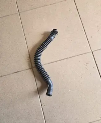 Audi A4 S4 B9 Air intake hose/pipe 8W0816311