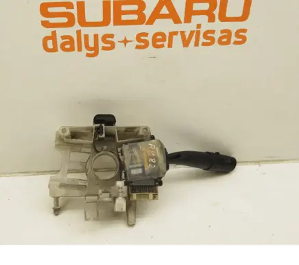 Subaru Forester SF Wiper turn signal indicator stalk/switch 17A0896