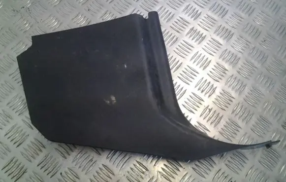 Foot area side trim
