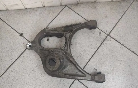 Jeep Grand Cherokee Front lower control arm/wishbone 52124815AD