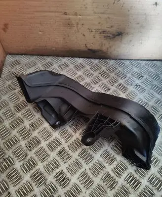 Renault Trafic III (X82) Intake resonator 96453523