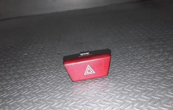 Toyota Aygo AB10 Hazard light switch 84332A0H010