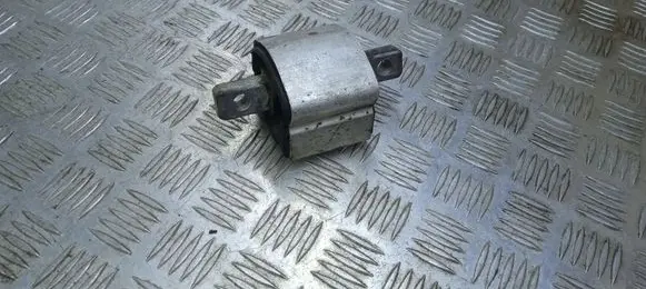 Mercedes-Benz C AMG W204 Gearbox mount