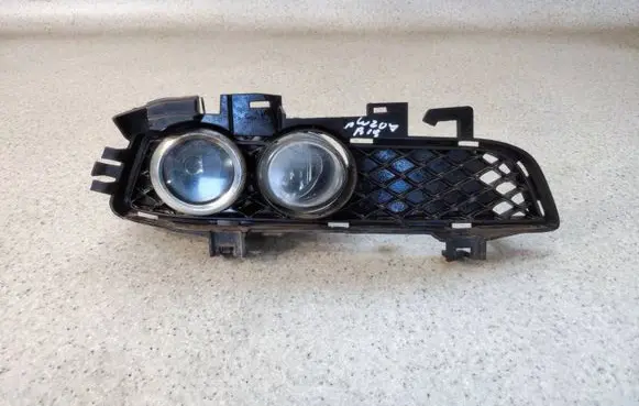 Mercedes-Benz E C207 W207 Front bumper lower grill A2078801005