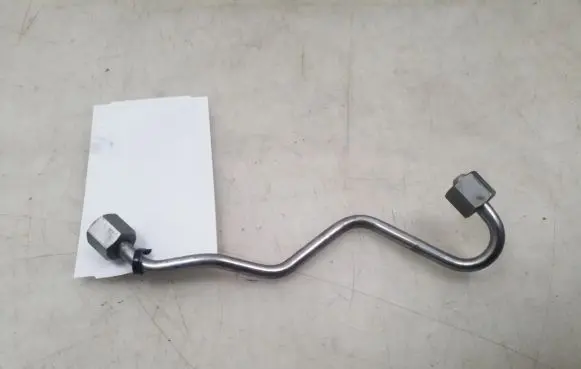 BMW 5 F10 F11 Fuel injector supply line/pipe 