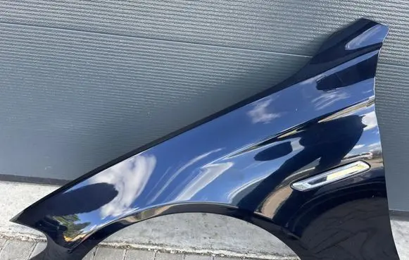 BMW 5 F10 F11 Fender 
