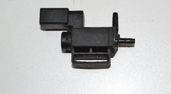 Audi A7 S7 4G Turbo solenoid valve 037906283C